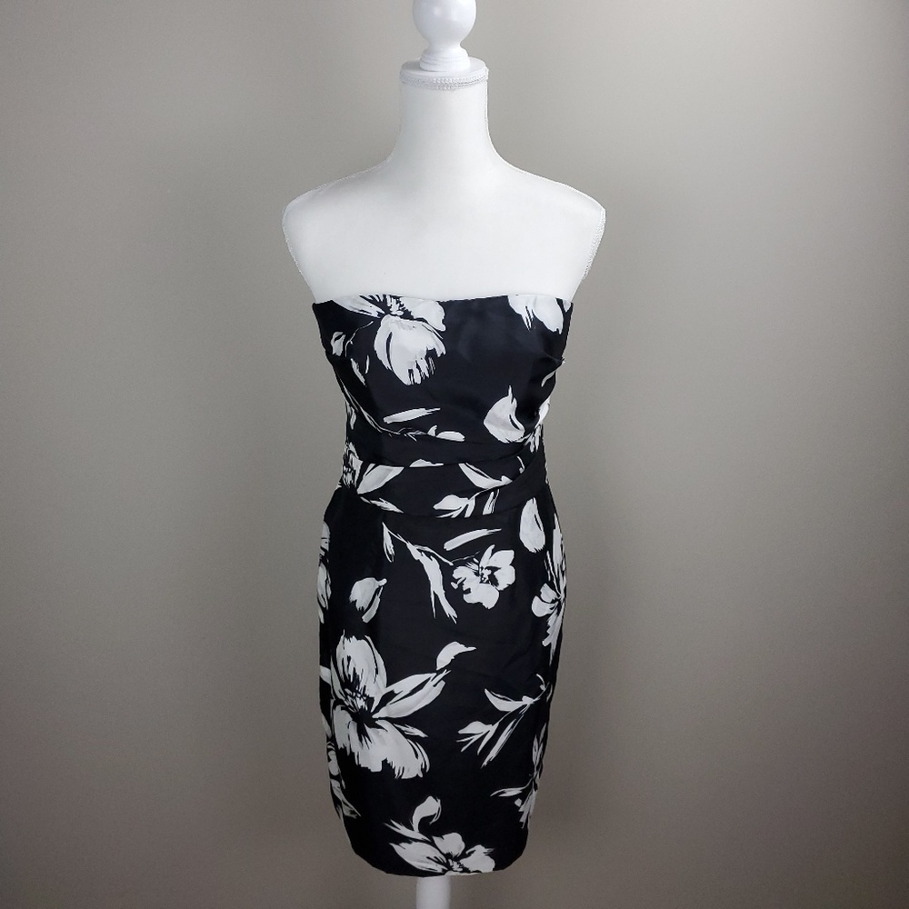 Sale! [White House Black Market] Strapless Dress